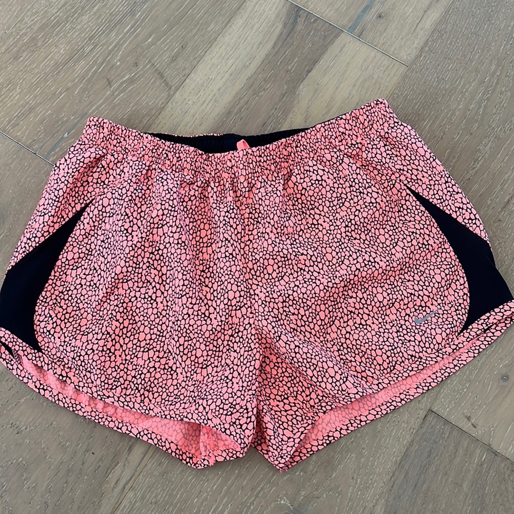 Nike women’s lined running shorts size S